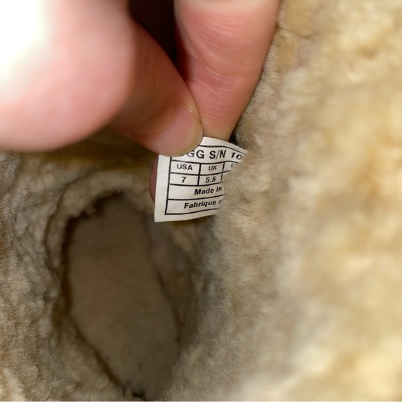 Rare Ugg Sequin Boots - Picture 8 of 11